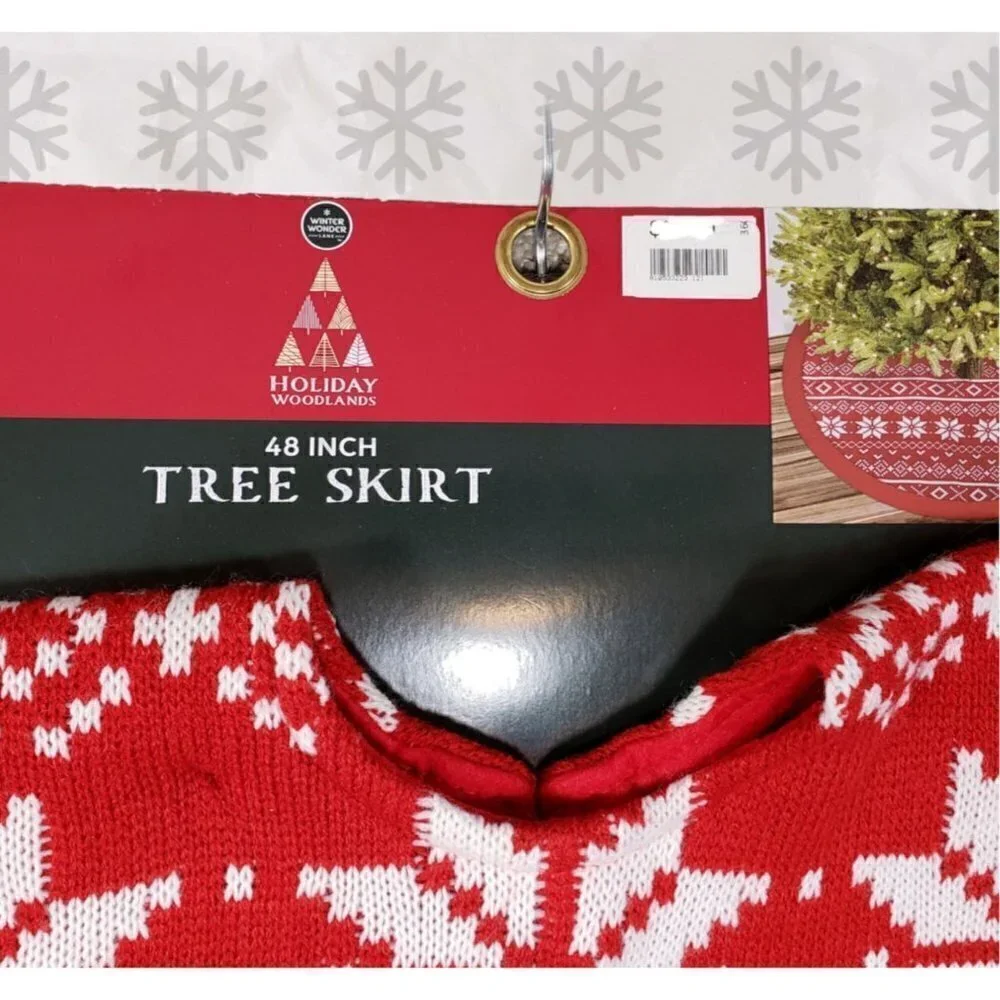 NWT Knitted Christmas Tree Skirt - Size 48